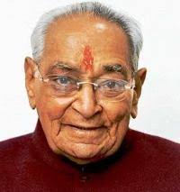 RahulGandhi's tweet image. Vora ji was a true congressman and a wonderful human being. We will miss him very much.

My love &amp;amp; condolences to his family and friends.