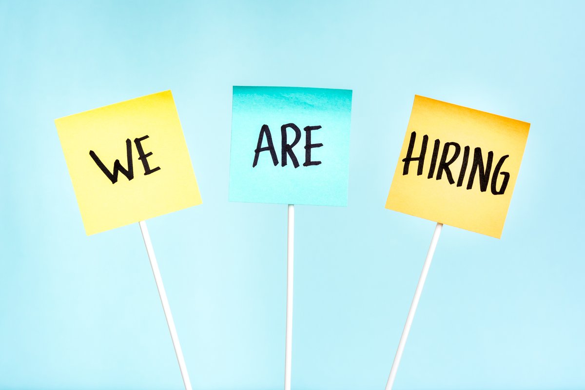 EnergyUKcomms's tweet image. We are looking to fill the following posts: 

Chair of @switchguarantee 
Deadline: 04/01

Chair of Vulnerability Commitment
Deadline: 04/01

Smart Policy Executive
Deadline: 08/01

Find more details on each post &amp;amp; apply here 👉🏽 bit.ly/2QEZ43C