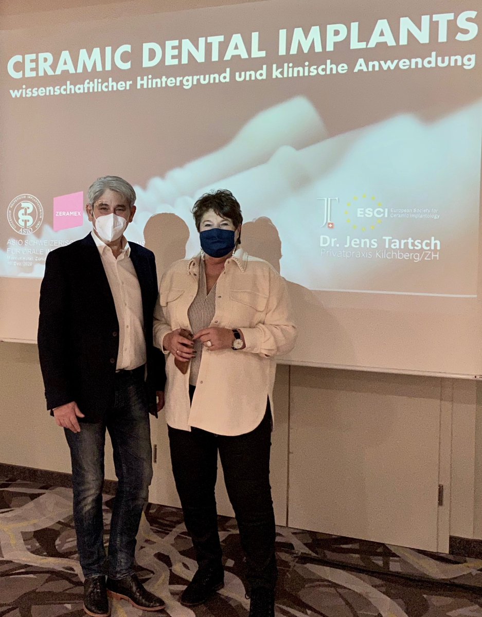ZERAMEX's tweet photo. Die letzte Veranstatung dieses Jahres, organisiert und durchgeführt von #ASIO. Das Thema war: Ceramic Dental Implants. Es wurden interessante 5-Jahres Studien gezeigt und rege über Beispiele aus dem Alltag diskutiert. Was ist unser Fazit daraus? #Zirkon ist schon sehr weit 🔝 https://t.co/ccYg2Xk78I