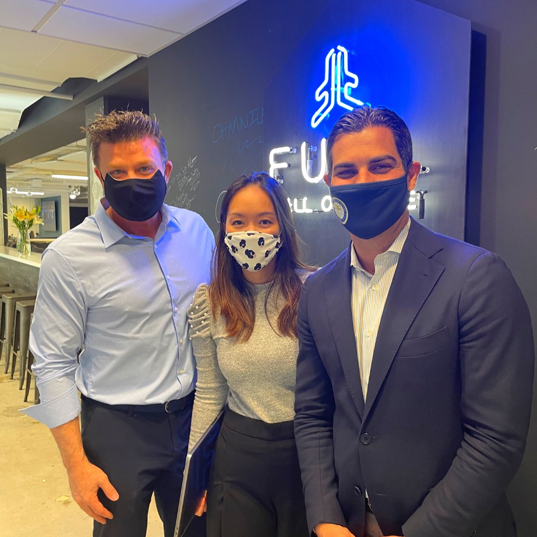 jeffransdellvc's tweet photo. I've been excited about the Miami tech scene for a long time. It was great having @FrancisSuarez at the #FuelStation to talk about it, and the many opportunities and jobs that are here now, and coming in the future.
#Fueled #TechTalk #MiamiTech #MiamiTechScene #SiliconValley https://t.co/1GgNe4yCgi