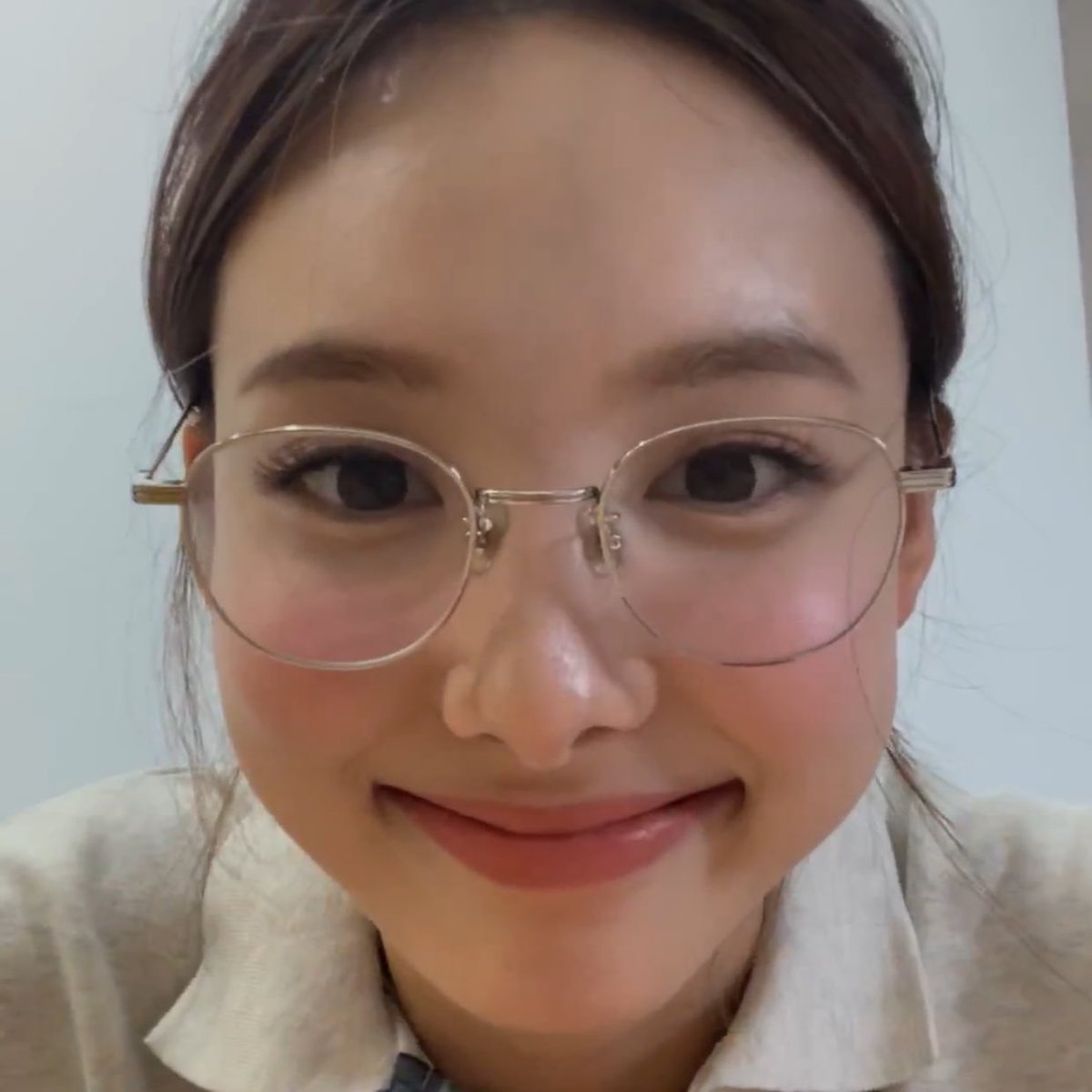 the neekies (nayeon's cheekies) — a necessary thread