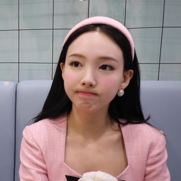 the neekies (nayeon's cheekies) — a necessary thread