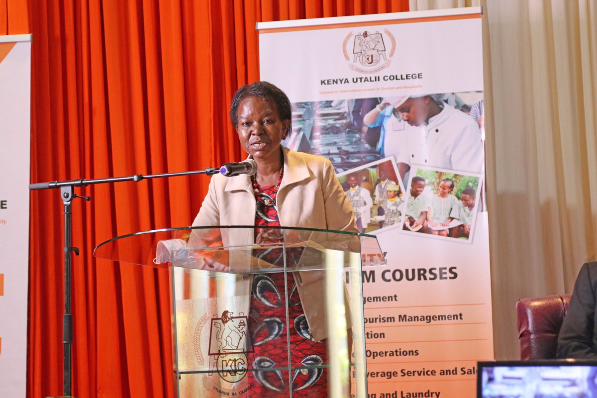 KenyaUtalii's tweet photo. Read Full Keynote Address by Hon. Safina Kwekwe Tsungu (CBS), PS for Tourism (Represented by Dr. Keziah Odemba, Ag. Tourism Director, Ministry Of Tourism) here: https://t.co/4kOR509fTk
#Utalii45thGraduation #utaliigraduation #graduation #Graduation2020 https://t.co/ljohieVGtU