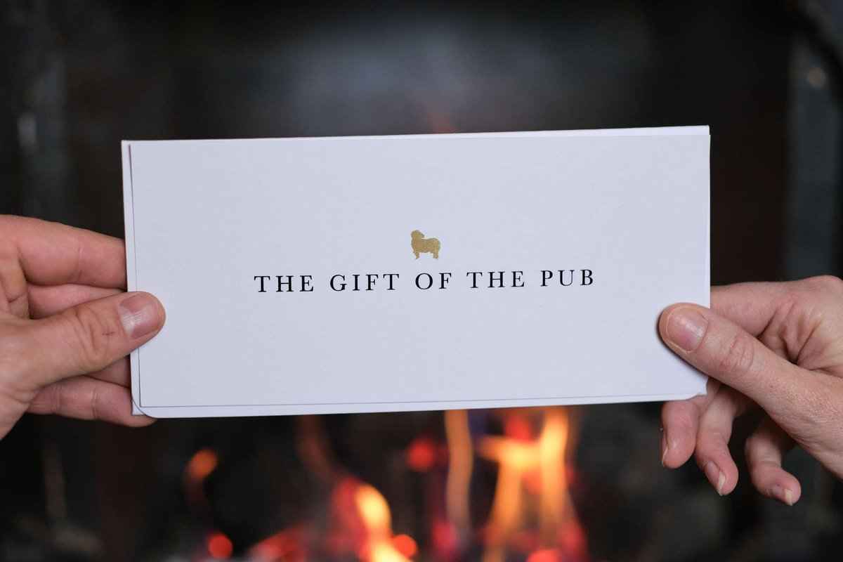 vestryec1's tweet photo. With a few more days until Christmas, if you're looking for a last minute gift we've got it wrapped! 🎁 Delivered direct to your inbox quicker than Santa, the only hard decision will be to keep it for yourself or gift it on. Give the gift of the pub 👉 https://t.co/loqlpwTU2f https://t.co/KKLVueHPFt