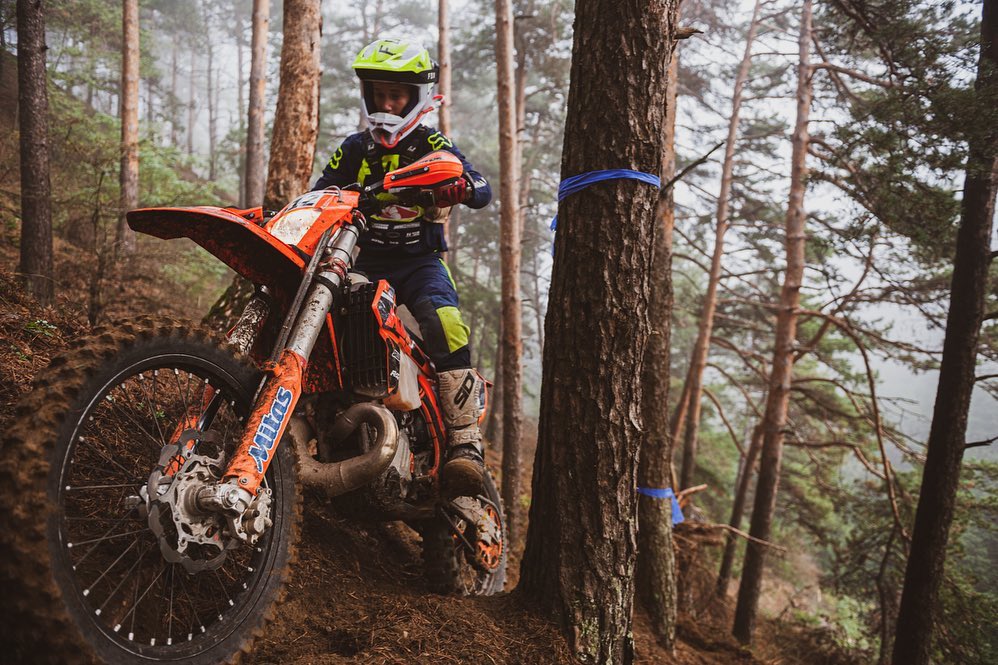 ¿Y si estas navidades te regalas unas nuevas cubiertas para tu moto? Enduro, scooter, ciclomotor... Seas el motero que seas, REBESA es tu respuesta. ¡Haz ya tu pedido!

rebesa.com/es/10-neumatic…