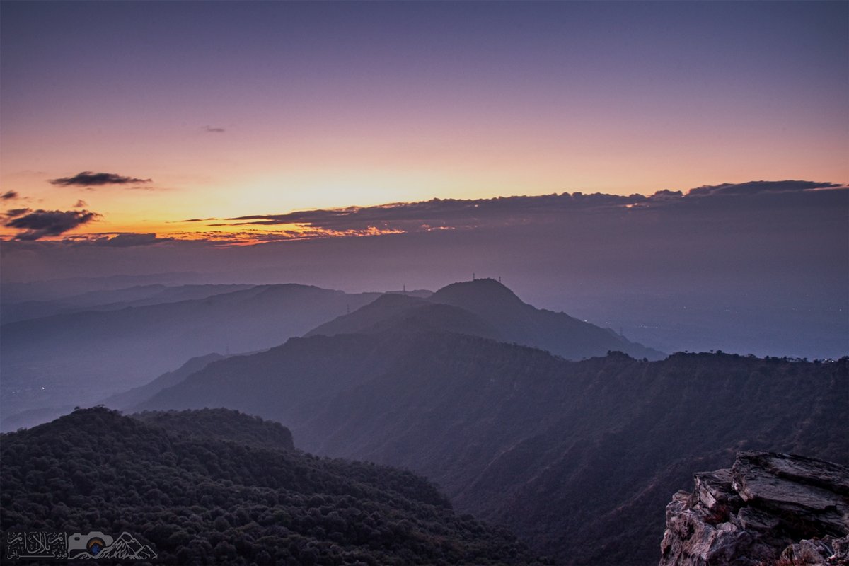 mBILALmPK's tweet photo. Sunset at Tilla Jogian, Salt Range, #Punjab, #Pakistan
#TillaJogian https://t.co/QV5Hq3wFBp