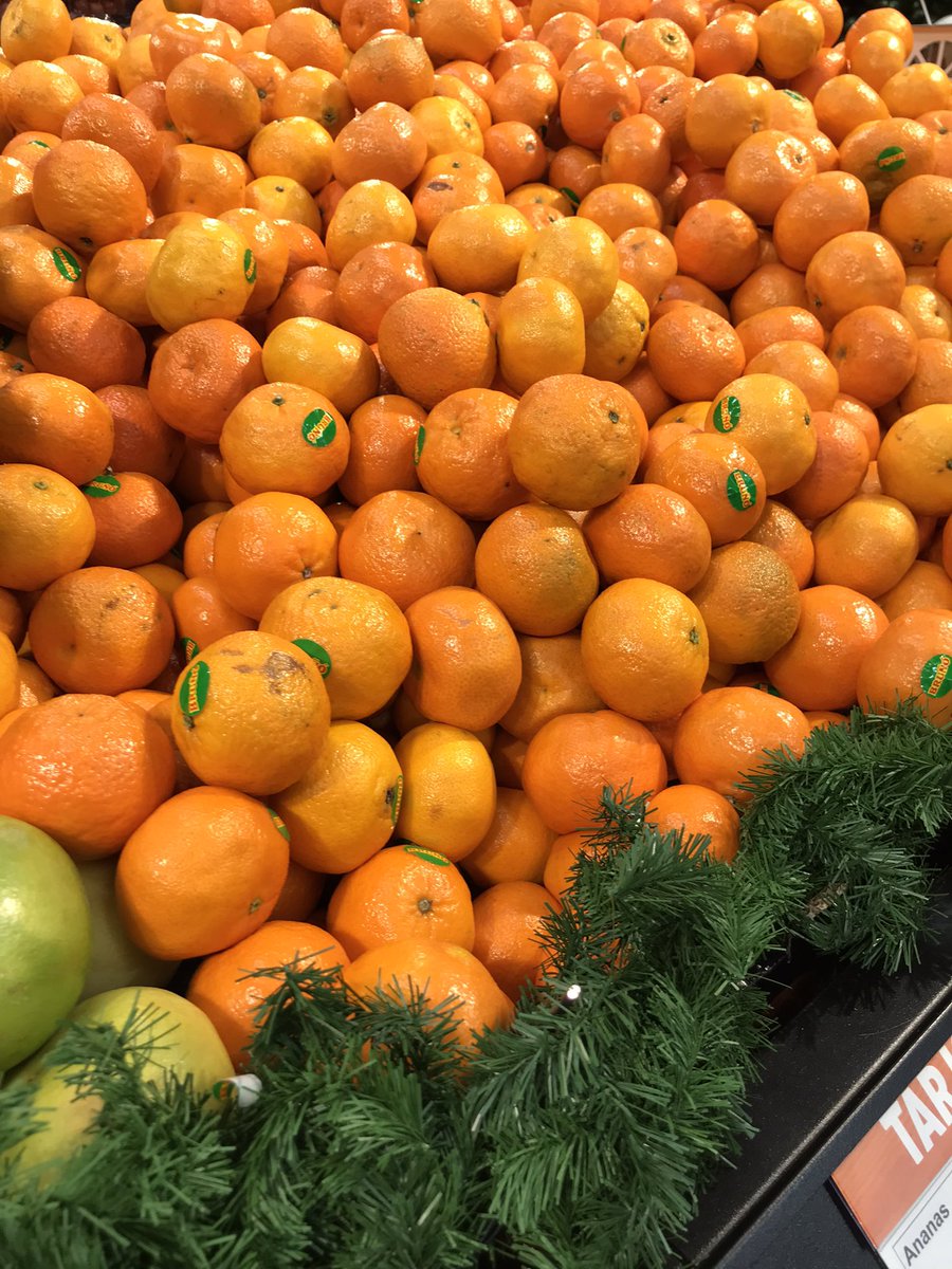 It’s beginnng to look a lot like joulukaupat! #nummenpakka #nymennään #kkauppa