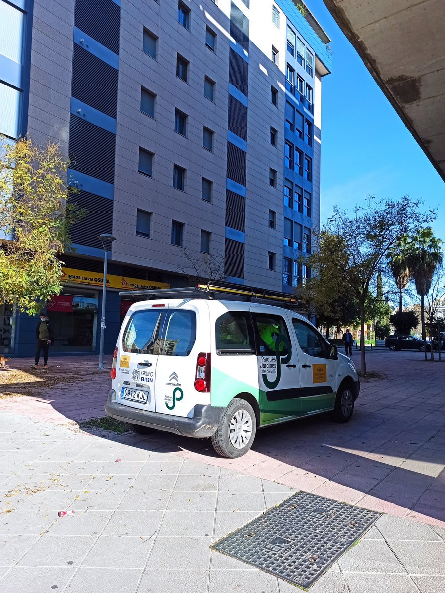 Sería genial que <a href="/Ayto_Sevilla/">Ayuntamiento de Sevilla</a> Parques y Jardines adaptará su flota para una ciudad más sostenible! Aquí un ejemplo