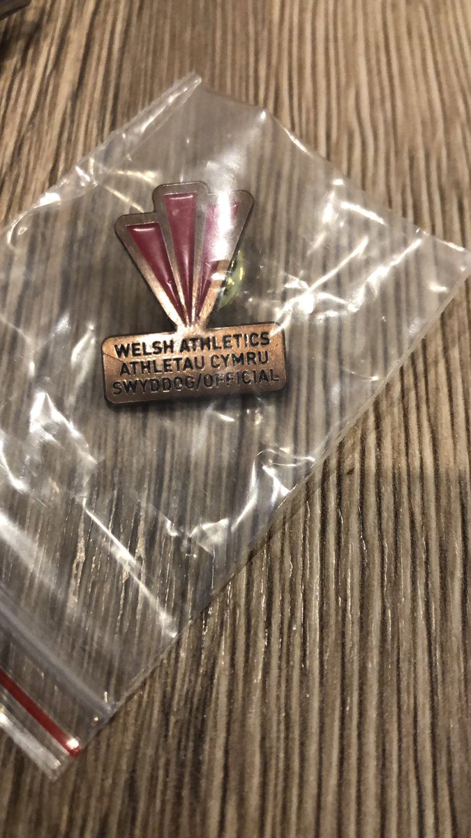debhowells's tweet image. Thankyou @WelshAthletics 3 years service  for officiating, a lovely gesture Thankyou 🌈