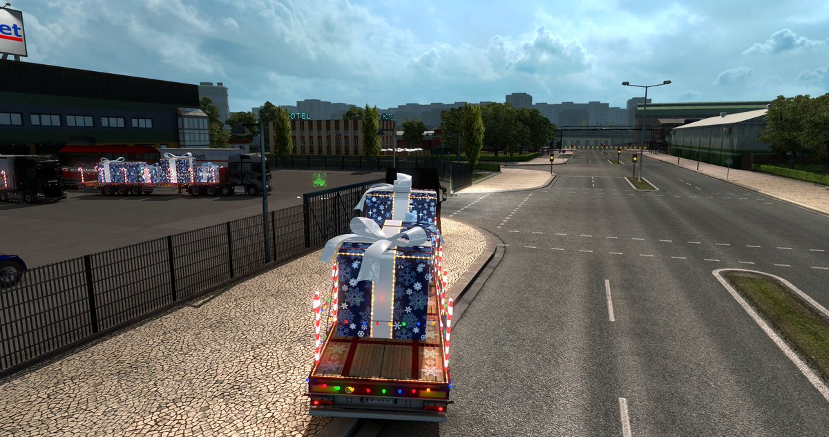 vtrucker_andre's tweet photo. Another very hard working day for @TruckersMP community engaged in #XmasWiseGiving WoT. Thanks @SCSsoftware for this lovely event https://t.co/ETkmfRrk0j