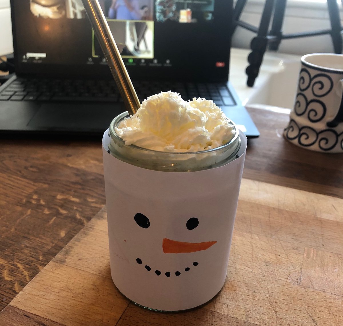 For a bit of festive fun we finished our class with a snowman smoothie ⛄️. What an excellent idea from <a href="/EatsAmazing/">Grace Hall</a>! Thanks to all the families that have continued to cook with us online this year - it's been so good to stay connected with you all. See you in 2021....