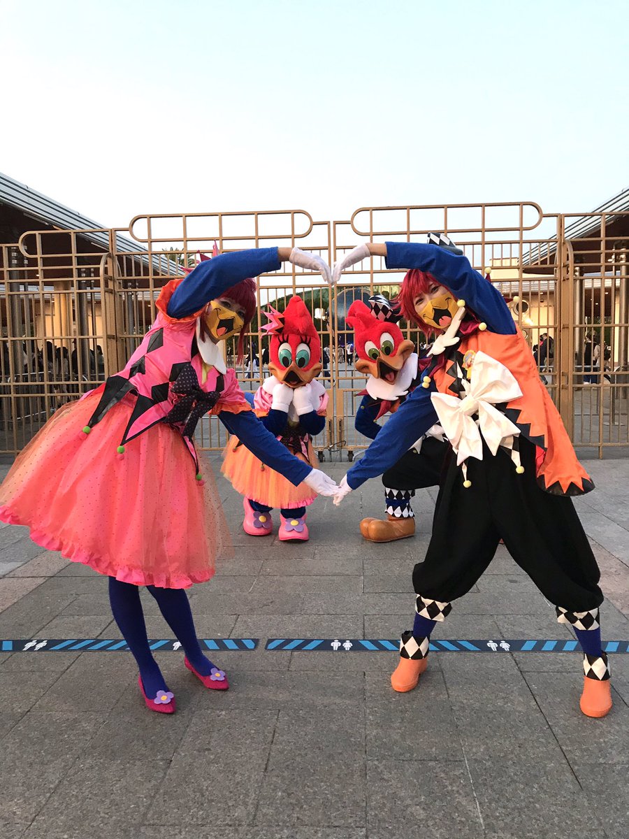 rinodiru's tweet photo. #USJファン
 #マスクコスプレ選手権
 #全身コスプレ部門
 #優秀賞 https://t.co/PeJFfqRwcA