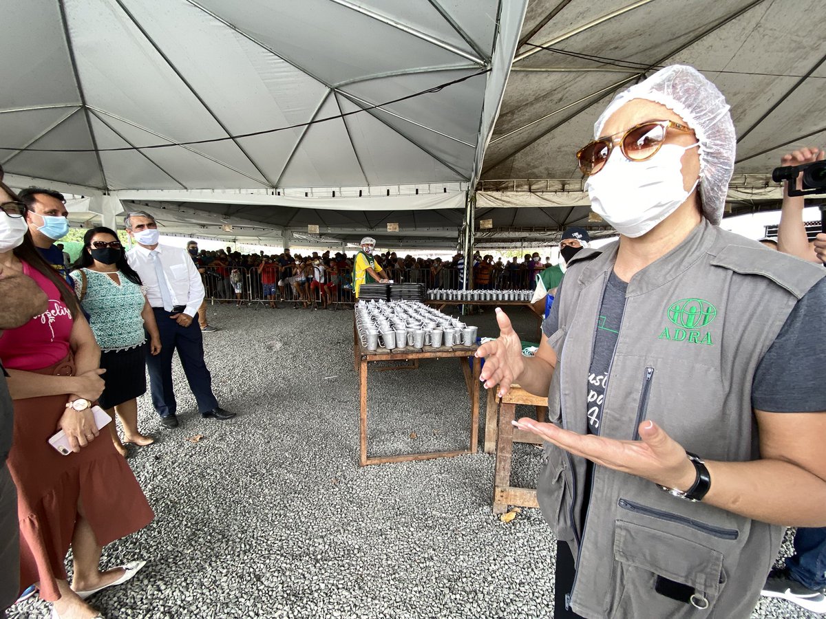 prertonkohler's tweet photo. Um dos momentos marcantes da visita a Boa Vista foi acompanhar o trabalho da @ADRABrasil junto aos imigrantes venezuelanos. Ajudei a servir o almoço a famílias que estão recomeçando a vida e diariamente são apoiadas pelos projetos realizados em Boa Vista e no estado de Roraima. https://t.co/j4spUT7cAm