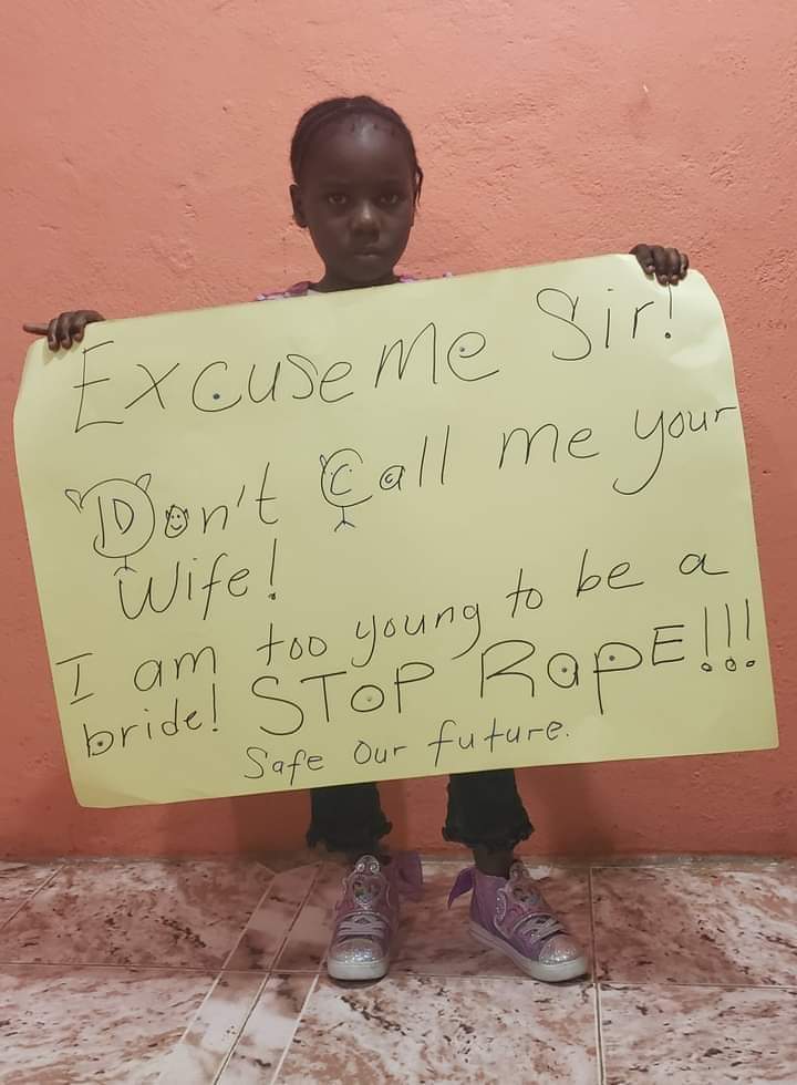 EhoussiD's tweet photo. STOP AUX MARIAGES DES ENFANTS.
#Childrennotparents
#AU-UNICEF ADVOCATES
#AYM2020
@AuUnicef
@GPChildMarriage
@UNFPA
@AUYouthProgram
@wicedeno
@maprude
@ProfSarahAgbor
@DrAddai https://t.co/pGdsgoQwj0