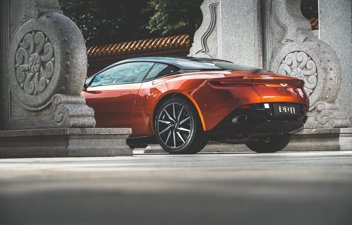 astonmartinksa's tweet photo. DB11 – impossible to ignore.
#MakeEveryDriveCount #BeautifulIsANumber
#astonmartin #saudiarabia https://t.co/u09YOYOLD1