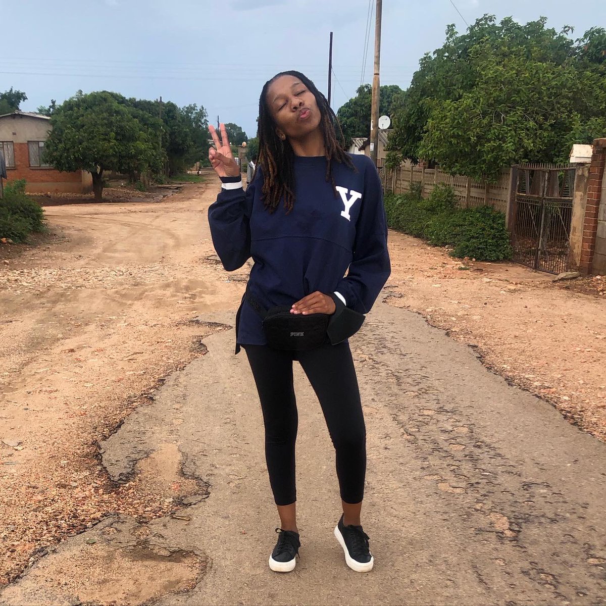 Mantate Mlotshwa tweet media