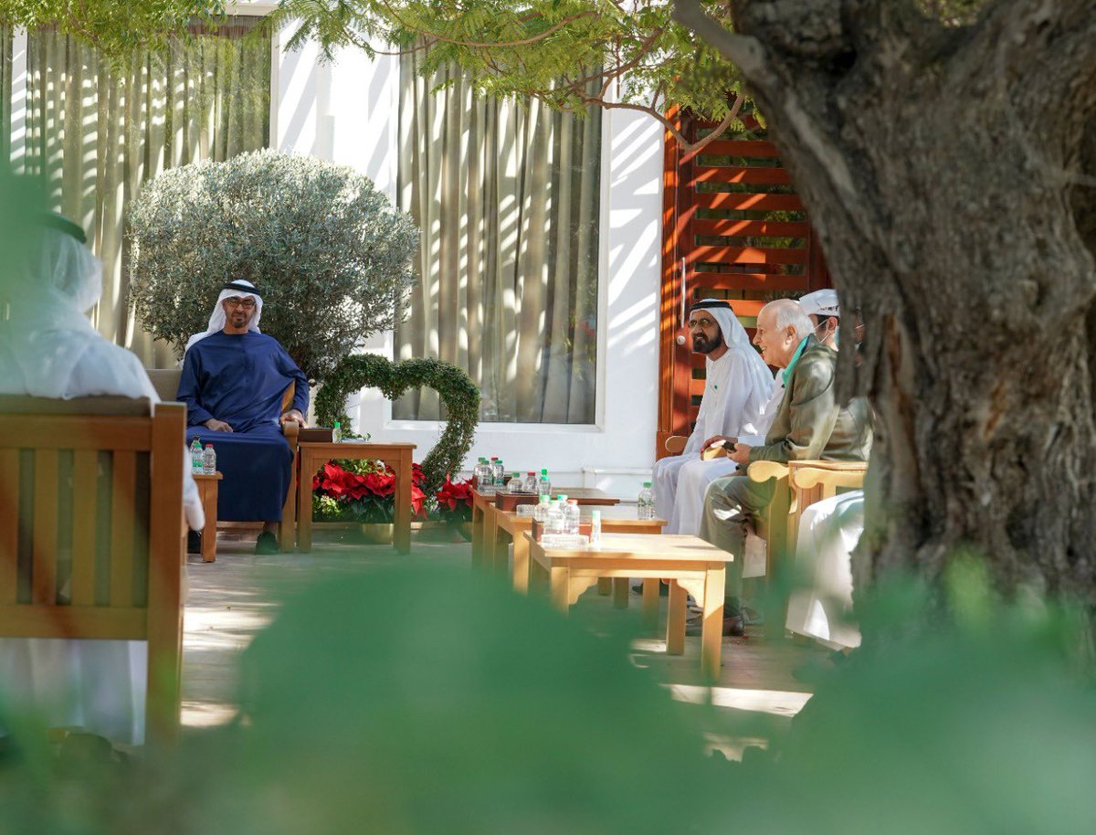 HHShkMohd's tweet photo. زارني أخي محمد بن زايد اليوم في المرموم .. زيارة أخ وقائد وصديق .. يجمعنا الوطن .. ويجمعنا التفكير بغد أفضل .. وتجمعنا رغبة أن يكون ٢٠٢١ العام الأعظم في مسيرة الإمارات العربية المتحدة.. https://t.co/leSS2fjLV8