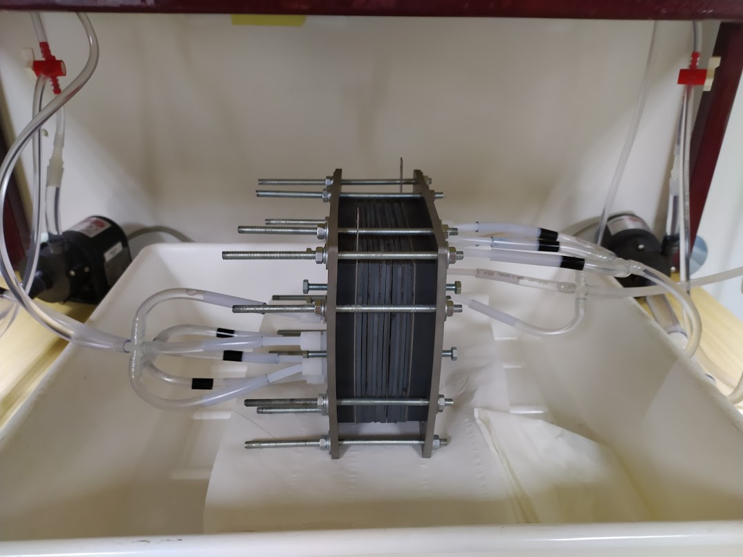 PFlowbat's tweet photo. Diseño de monocelda y de stack de 5 monoceldas optimizado a partir de celda comercial. ¡Resultados prometedores!
Optimized cell and stack designs from a commercial cell
#VRFB #celldesign #stackdesign https://t.co/L83zRLiYMT