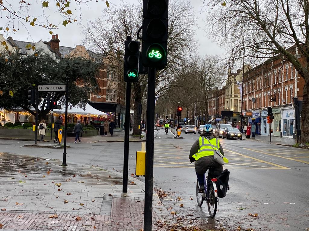 Hounslow Cycling tweet media