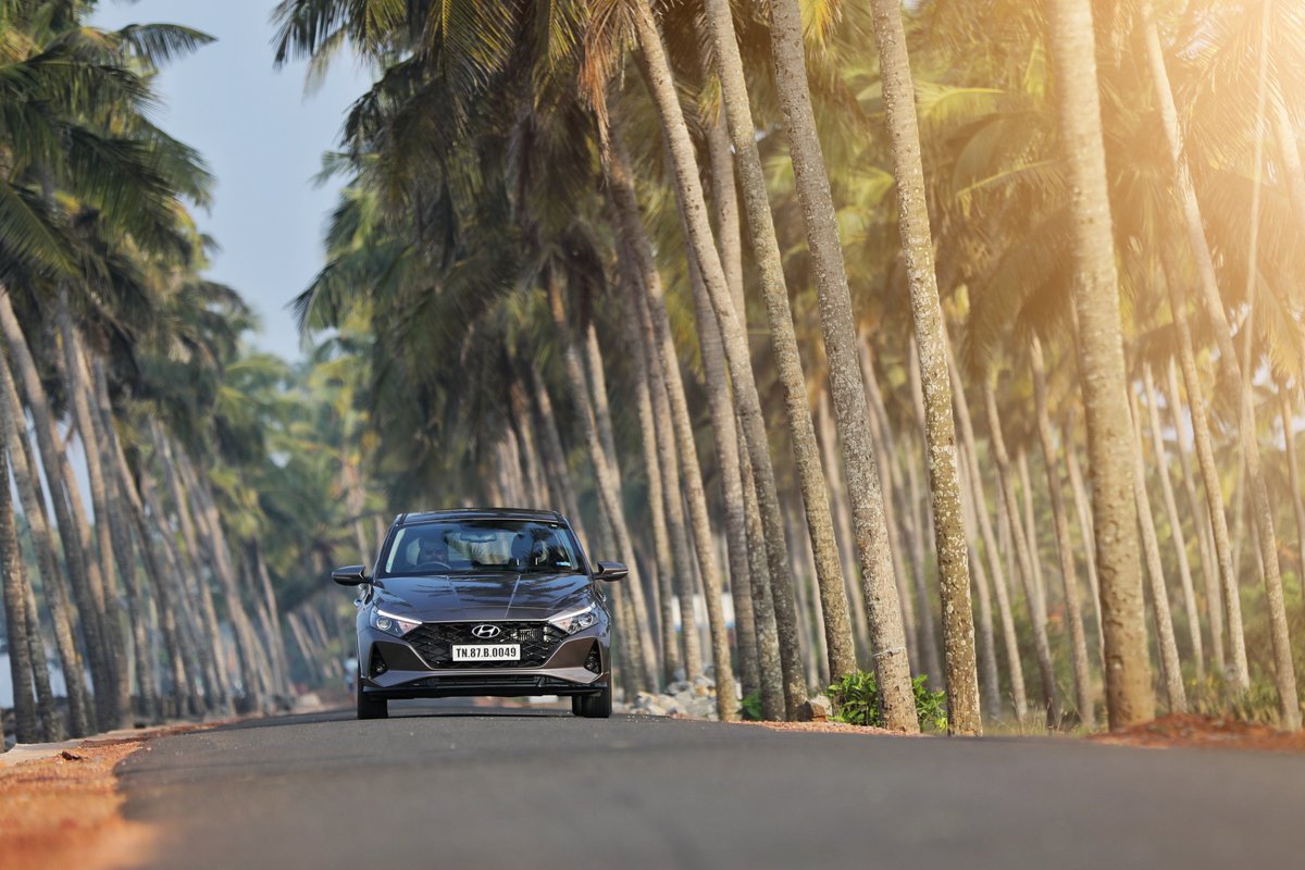 autocarindiamag's tweet image. Day 3️⃣ of the @HyundaiIndia #GreatIndiaDrive saw us take the scenic route from Kozhikode to Wayanad, with some treats for our tastebuds en route as well 😋

#ProgressForHumanity #TheAllNewi20 #i20