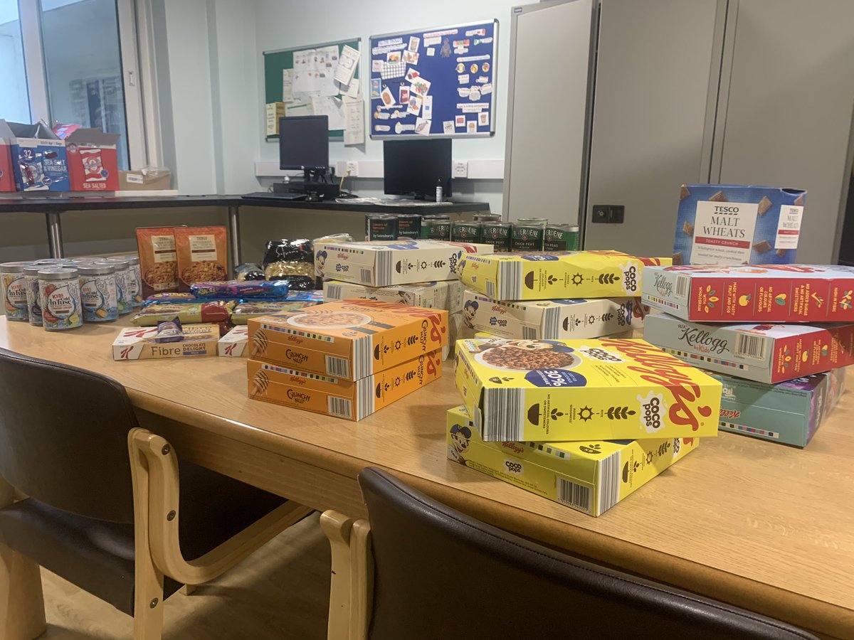 Over the weekend we received this wonderful donation from <a href="/ManUtd/">Manchester United</a> bought in by a service users Mum. Can wait to see what wonderful meals are created over the festive period with all these goodies🎄