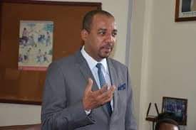 zenjbar24's tweet photo. Waziri wa Elimu na Mafunzo ya Amali Zanzibar Mhe Simai Mohammed amesema katika harakati za kurekebisha Mtaala wa elimu ya Maandalizi na Msingi Wizara yake imejipanga ifikapo mwaka 2022 kupunguza idadi ya masomo ambapo Wizara itahakikisha inaingiza somo la historia kwa msingi pia. https://t.co/kyY5jHfgXD