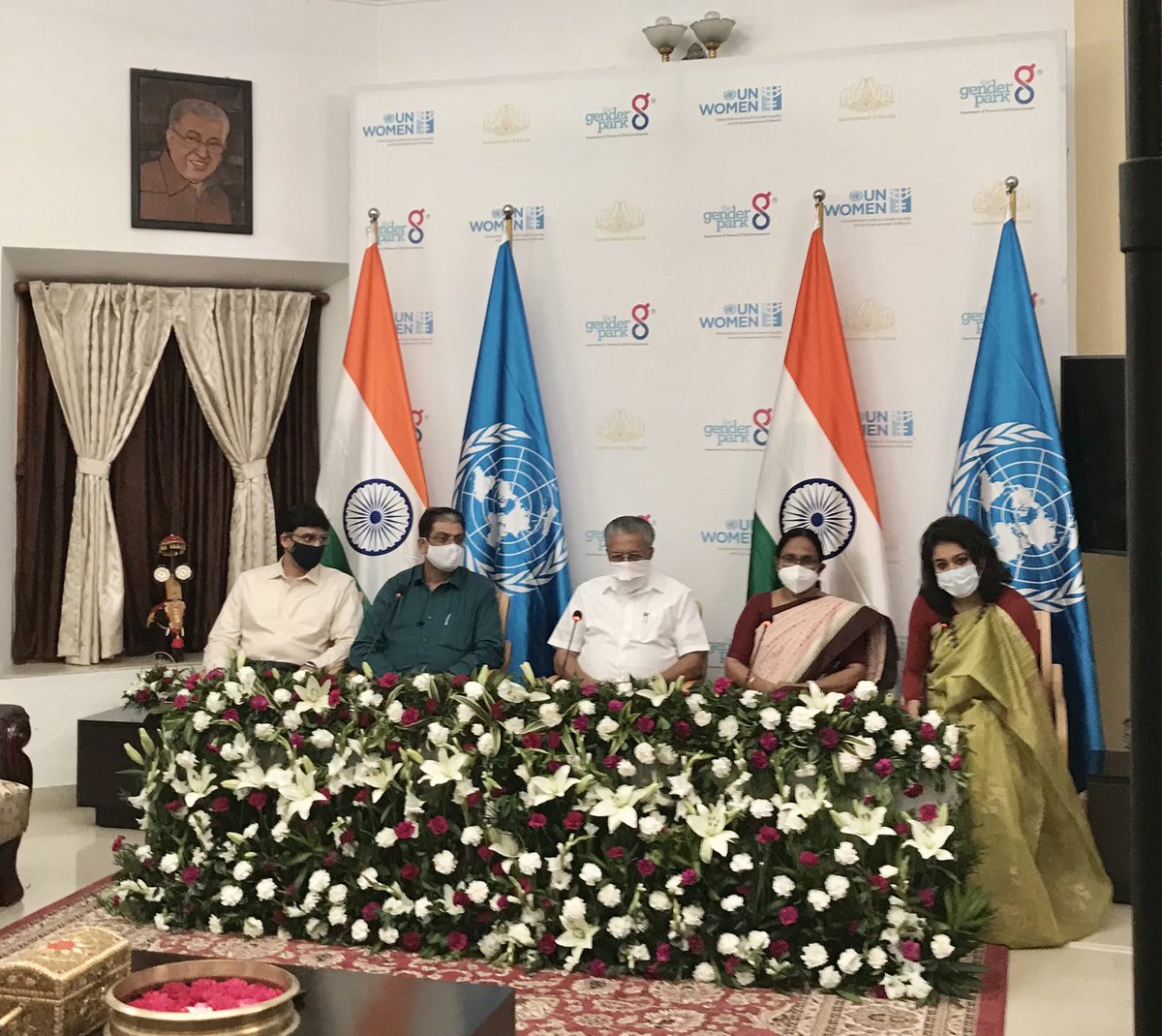 Aaaand I watched starry-eyed as Kerala made yet another step in the right direction! 🤩

@thegenderpark and @UN_Women will associate for an equal partnership to address the issue of gender equality in the South Asian region. Our state will be the hub of it!