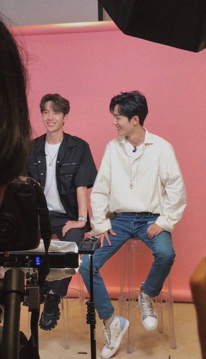 YB and his ultra sensitive XZ Radar that can pick up the most miniscule movements of XZ, a short thread: