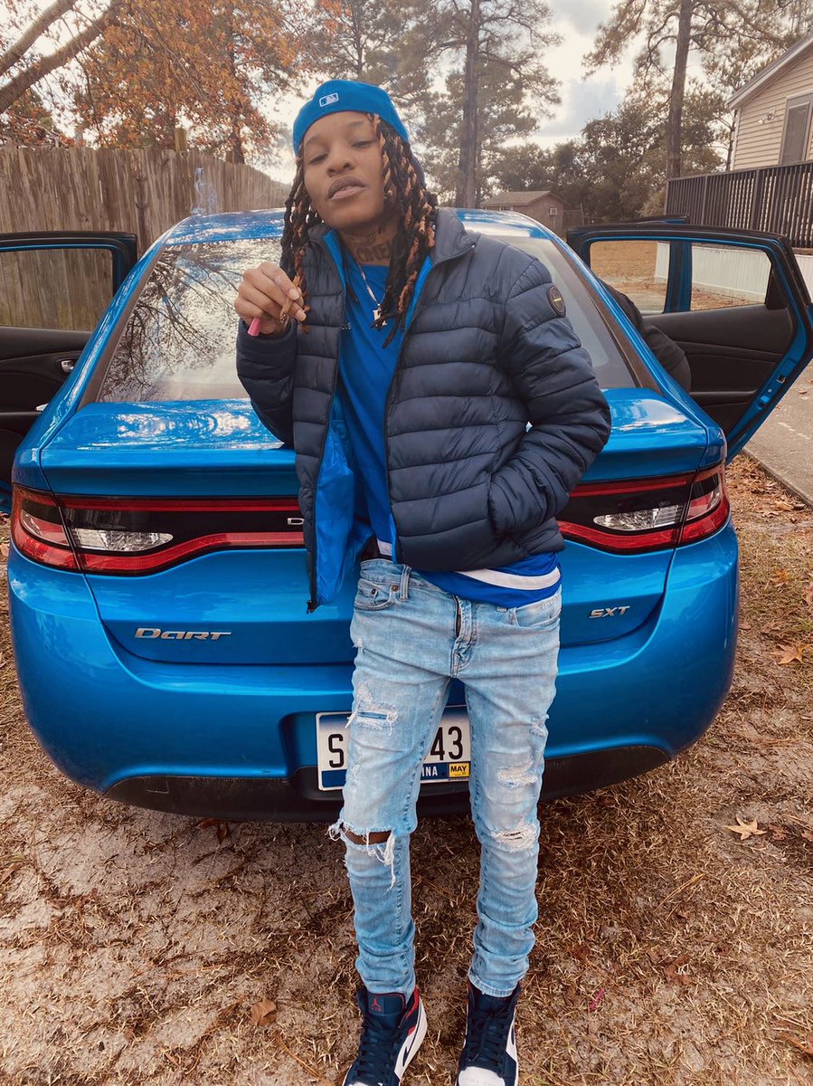 LitOnek's tweet image. 