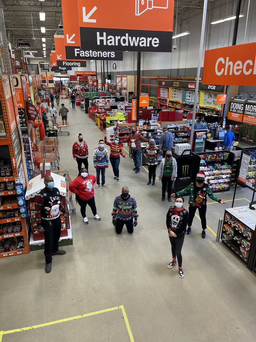 Home584's tweet photo. Ugly Christmas Sweater #TheRealAlief #584Style #PowerOfTheGulf #BeSafe and #TakeCare 🧡 https://t.co/cz6f6TAiYO