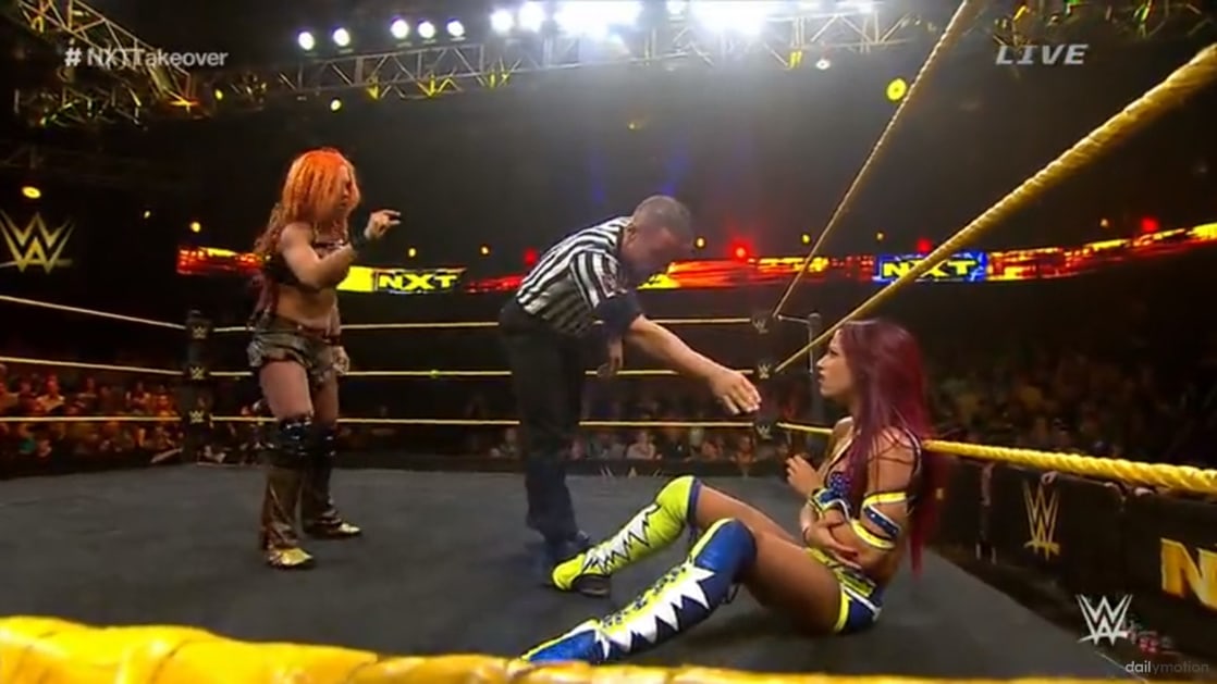 12 - Sasha Banks vs Becky Lynch [NXT Takeover: Unstoppable] [20/05/2015]1/4