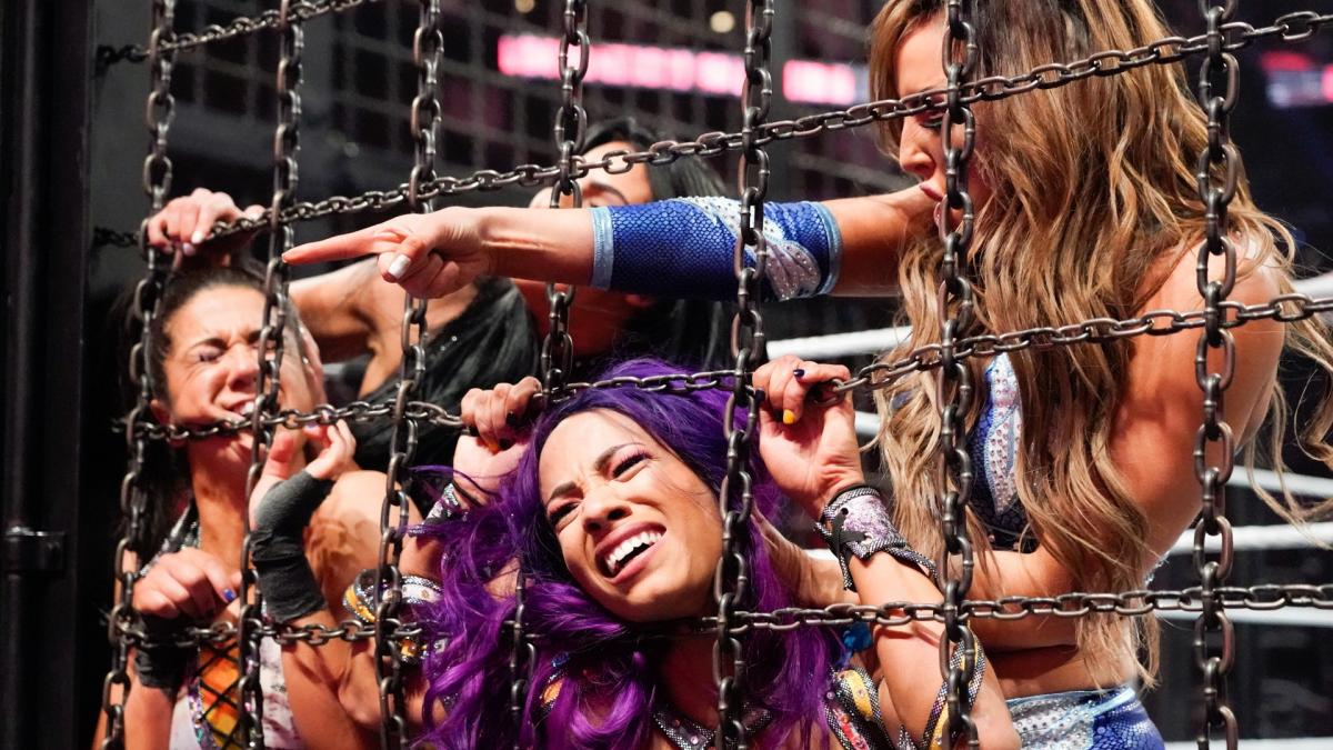 15 - Women's Tag Team Title Elimination Chamber [Elimination Chamber] [17/02/2019]