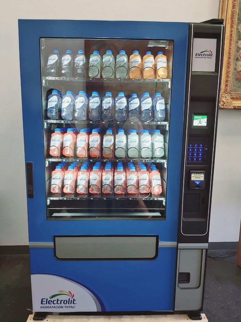 uselectit's tweet image. Vending company @exinsa has partnered with @Grupo_Pisa to provide nutraceutical products through USI&apos;s Evoke vending machine. Check out the machine below.
#clientspotlight #vendingtechnology