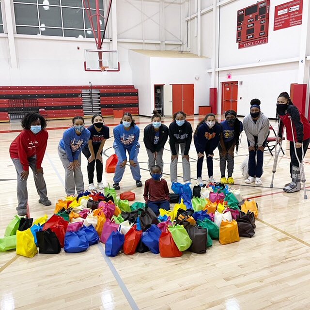 ElizabethSetonHS tweet media