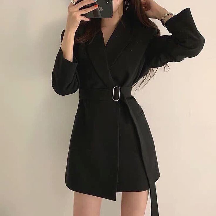1gallery_'s tweet photo. 🖤 https://t.co/nnn1wRJffO