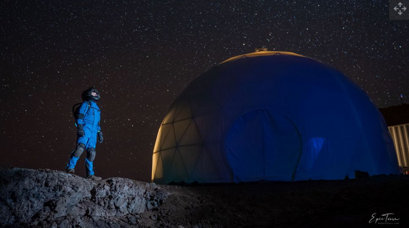 In her latest report from SENSORIA M3, Cmdr Dr Michaela Musilova recounts ways the crew chose to celebrate the Holidays and form some of their own traditions in her recurring series for <a href="/SPACEdotcom/">SPACE.com</a>. 
space.com/hi-seas-sensor…

#astronaut #christmas #moon
<a href="/HI_SEAS/">HI-SEAS</a> <a href="/astro_Michaela/">Dr. Michaela Musilova</a>