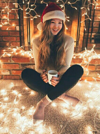tukangsapu88's tweet photo. @Sofy_Beeeeee @heniunique Saya Muslim... 
Tapi saya mau mengucapkan "Selamat Natal" Buat sahabat² kristiani... 
Semoga Damai Natal selalu menyertai kita semua 😇🙏 https://t.co/dTmLi5oCdY