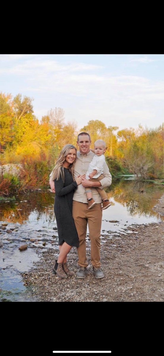 TSchuemannPT's tweet photo. CONGRATULATIONS to @EIMTeam's Sports PT Residency program's graduate, Logan Deroin. So impressive with your get-it-done attitude, work ethic, and perseverance.  Your passion is contagious, and noticed by all who have the pleasure of working with you! @SpecializeSIG  @aaspt_apta https://t.co/6JCYZTpTNI