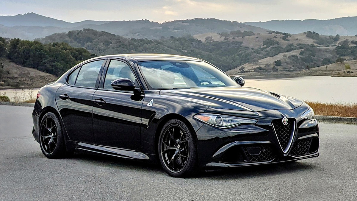 AlfaRomeoUSA's tweet photo. Breathtaking views aplenty. 
(📸: Joost K.) #MyAlfa https://t.co/AZAfMxmHT3