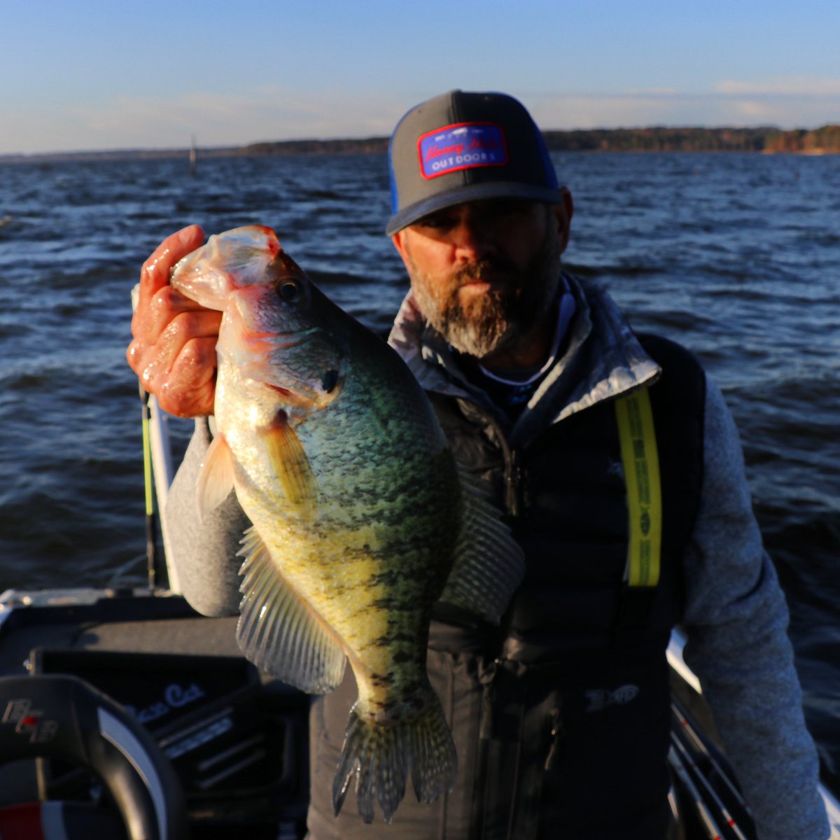 KevinRogersFish's tweet photo. Sunrise, sunset or hooks sets? 
Happy Monday and enjoy your short week! 

.
.
.
#hooksets #setthehook #fishing #jenkook #aftcofreshwater https://t.co/RzXAdncDEE