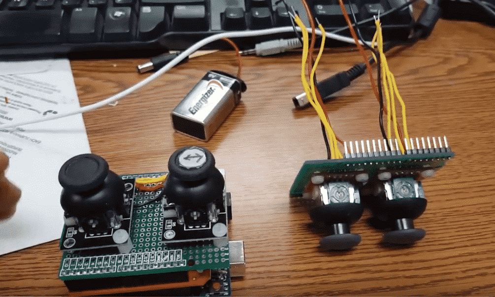 HackerSpaceTech's tweet photo. Adding Second Joystick to Joystick Shield for Arduino #instatech #technology #electronics #technologyrocks #gear #tech #electronicdevice #electronicsaccessory #arduino #hackerspacetech https://t.co/Aumc9APaRd https://t.co/d3pfOAb5Wi