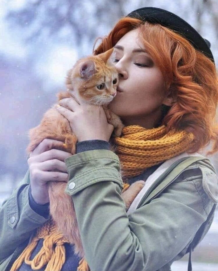 девушка с кошкой на руках. олег ярунин фотограф. девушка с рыжим котом. рыжий котенок девочка. рыжая девушка с кошкой.