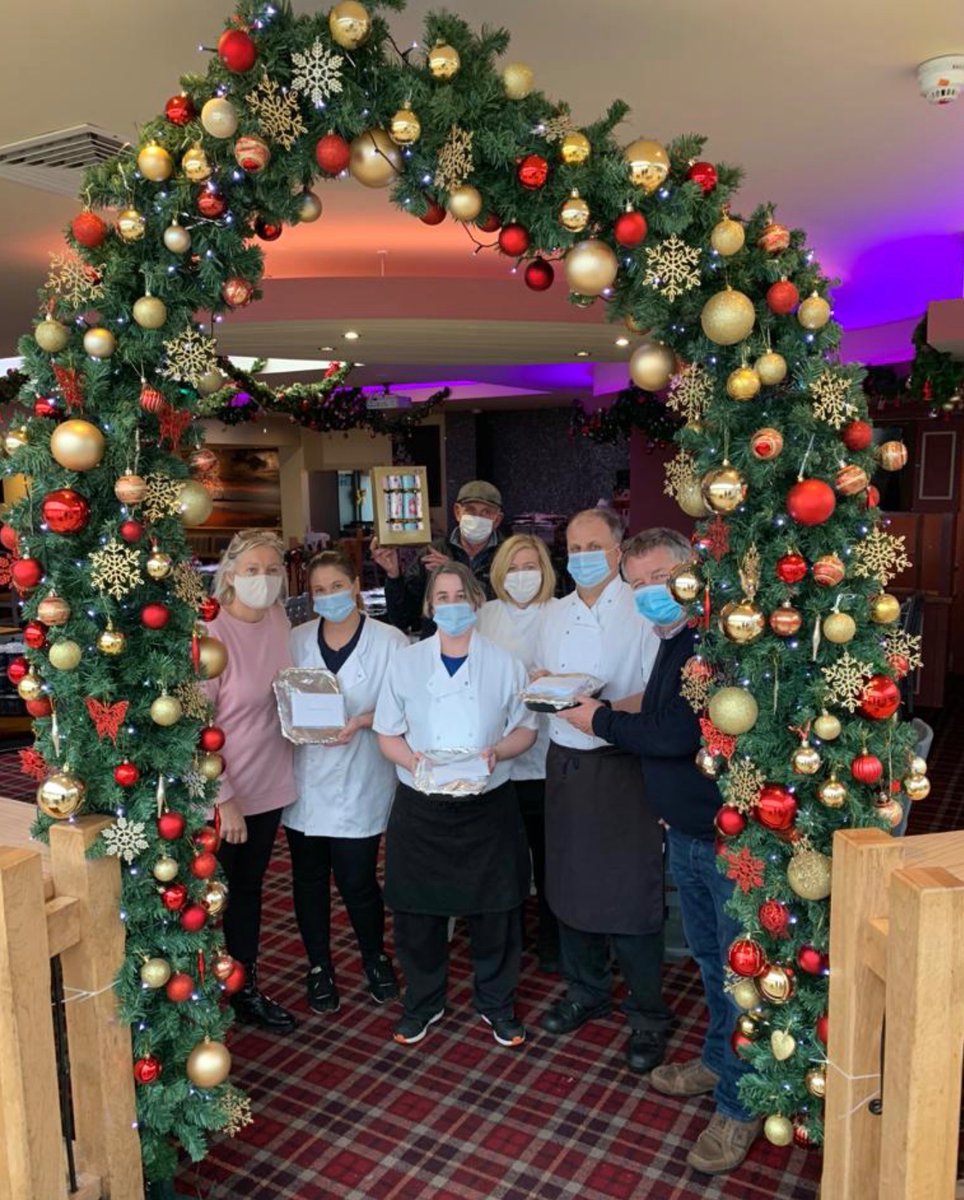TheHiTide's tweet photo. Helping the people of Porthcawl this Christmas. Merry Christmas from the Management and Staff. https://t.co/PoHjkRl9qB