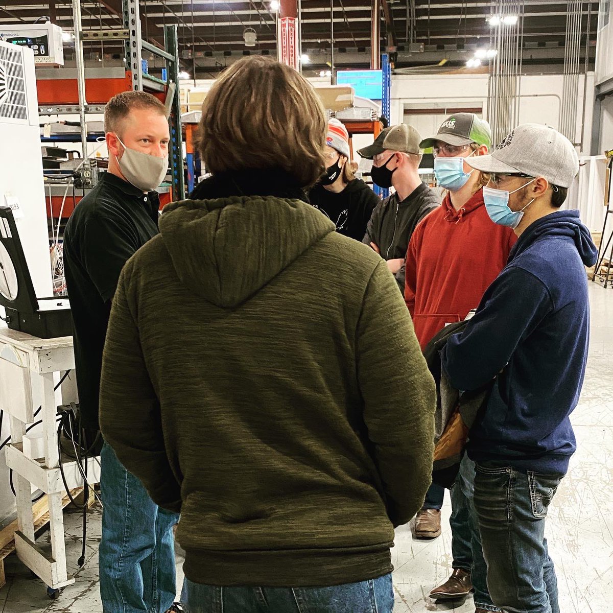PercivalSci's tweet photo. Last week a group of students in the Iowa Welding Institute at DMACC came to tour our factory and learn more about what we do. Thanks for coming to visit!

#DMACC #IowaWeldingInstitute #welding #career #manufacturing #PercivalScientific #HelpingYouCreateBetterScience https://t.co/0HJLA9fP07
