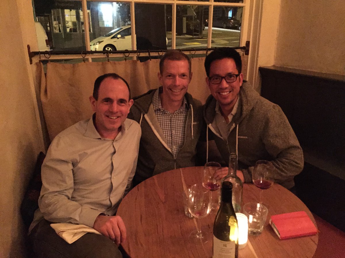 2/  @ericwu01's vision for  @Opendoor hasn't changed since the day  @rabois introduced us 6+ yrs ago. There was no deck for the Series B, but Eric said to me "we want to re-invent the process of moving – speed, simplicity and certainty." 6 years later, this is still the value prop