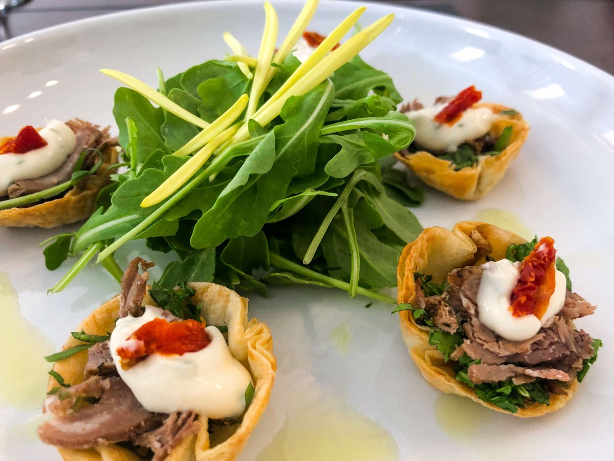 cateryourplate's tweet photo. New York Steak Tartlet would be a hit at your next event !
https://t.co/5nY5Ntth1q
#microwedding #straighttotheplate #catering #corporatecatering #holidaycatering #deliciousfood #arizonacatering #steaktartlet https://t.co/oYyX0g2OXv