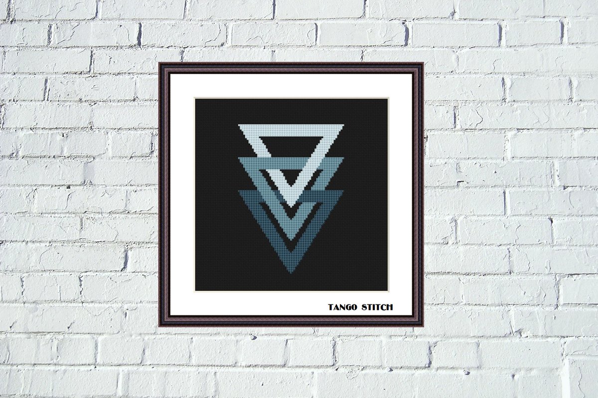 Blue triangles abstract cross stitch pattern jpcrochet.com/products/blue-… #crossstitchdesign #crossstitchpattern #xstitch #crossstitch #simplecrossstitchdesign #embroiderydesign #embroidery #stitchart #geometriccrossstitch #geometric #geometricart #blue