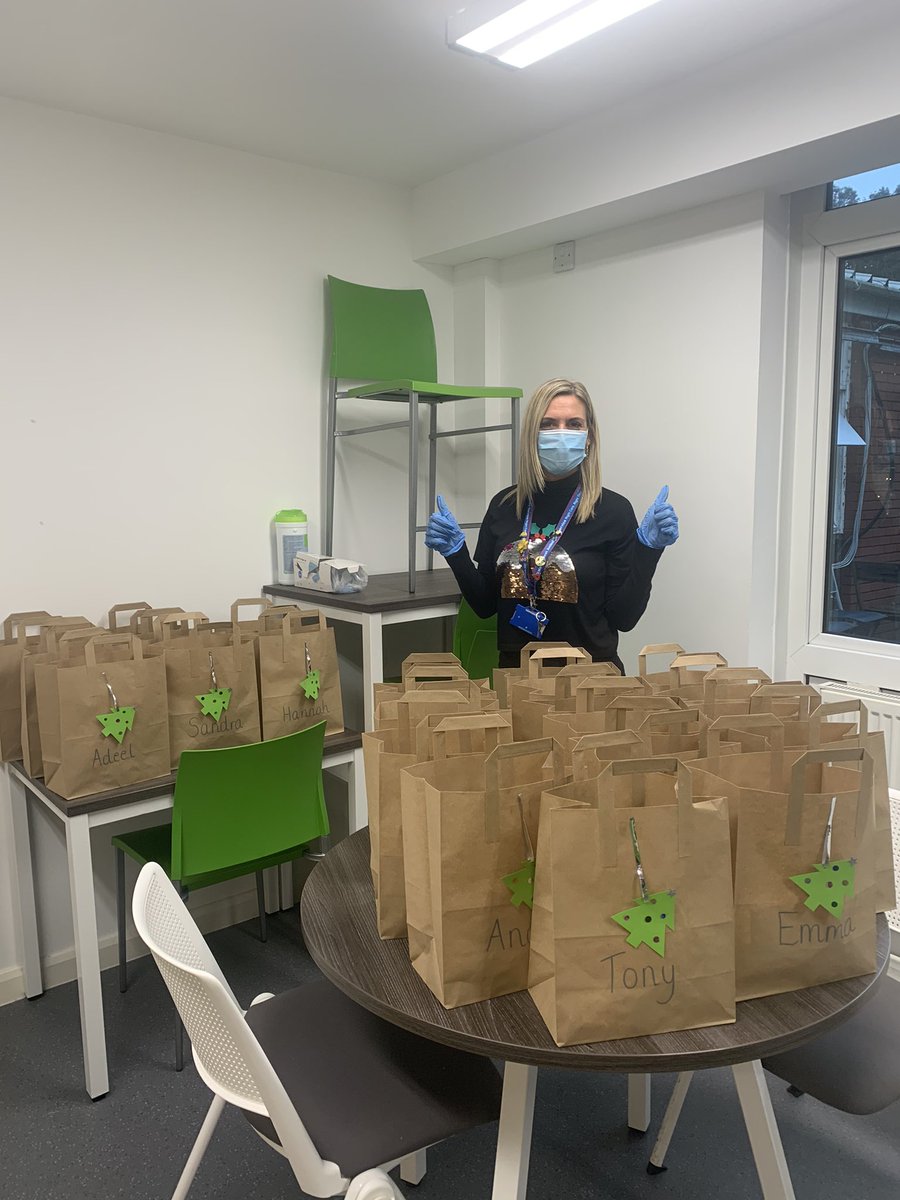 NWAmb_PTScc's tweet photo. Can’t have a full buffet at work due to covid, so Me and Colette have made everyone up their very own pack lunch, so no sharing food involved, Merry Christmas Everyone 🎄🎅🏻 #PTS https://t.co/GqqG4cjYp0