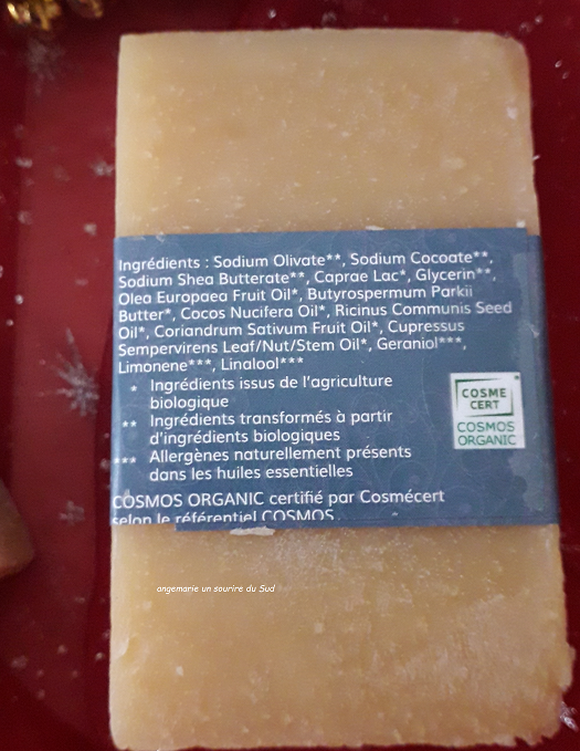 unsouriredusud's tweet photo. 🎄 Second calendrier de l'Avent gagné : deux savons @louiseemoi Chévrissime. Un savon SAF, bio, très doux au lait de chèvre parfumé aux HE de coriandre et de cyprès.
Bisous ☁️
#savonsbio #slowcosmétique #natureetprogres #savonsaf #hecyprès #hecoriandre #savonchevre #cadeau https://t.co/OvcnVGfnnW