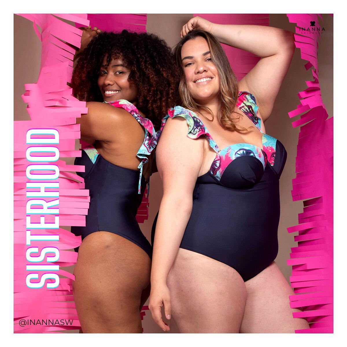 Juntas nos divertimos más, llegamos más lejos y somos más fuertes! 💪🏼 👯‍♀️

MERCEDES. Nuestra referencia  de la semana,  este enterizo está disponible en tallas desde la XS hasta la 5XL. 

Envios gratis a todo el 🌍. Precios y modelos en nuestra página web zpr.io/6hBES